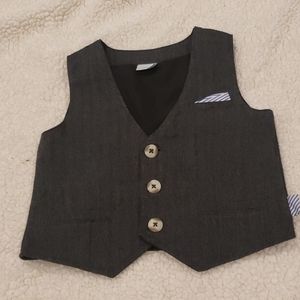 Baby boy vest sz 12 months by Edgehill collection